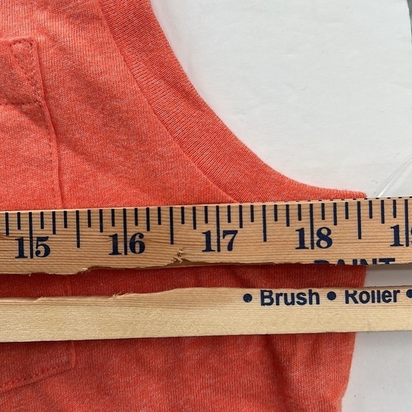 Old Navy Mens Tank Top Soft Washed Chest Pocket NEW - Picture 6 of 6